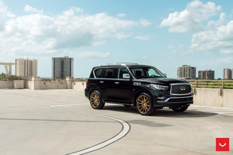  Infiniti QX80 5.6 Mocha Almond on Vossen Wheels (HF6-1) 2019 года  (фото 1 из 18)